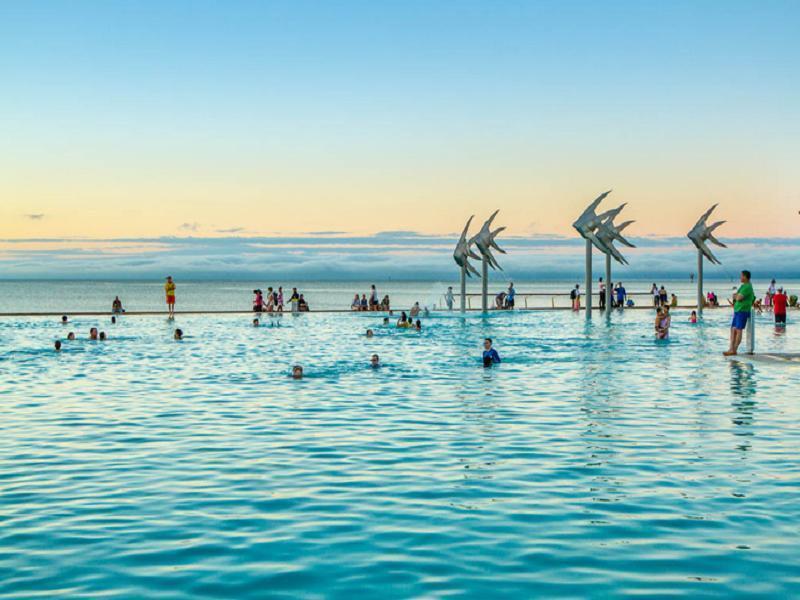 A Pousada Cairns Waterfront Backpackers Exterior foto